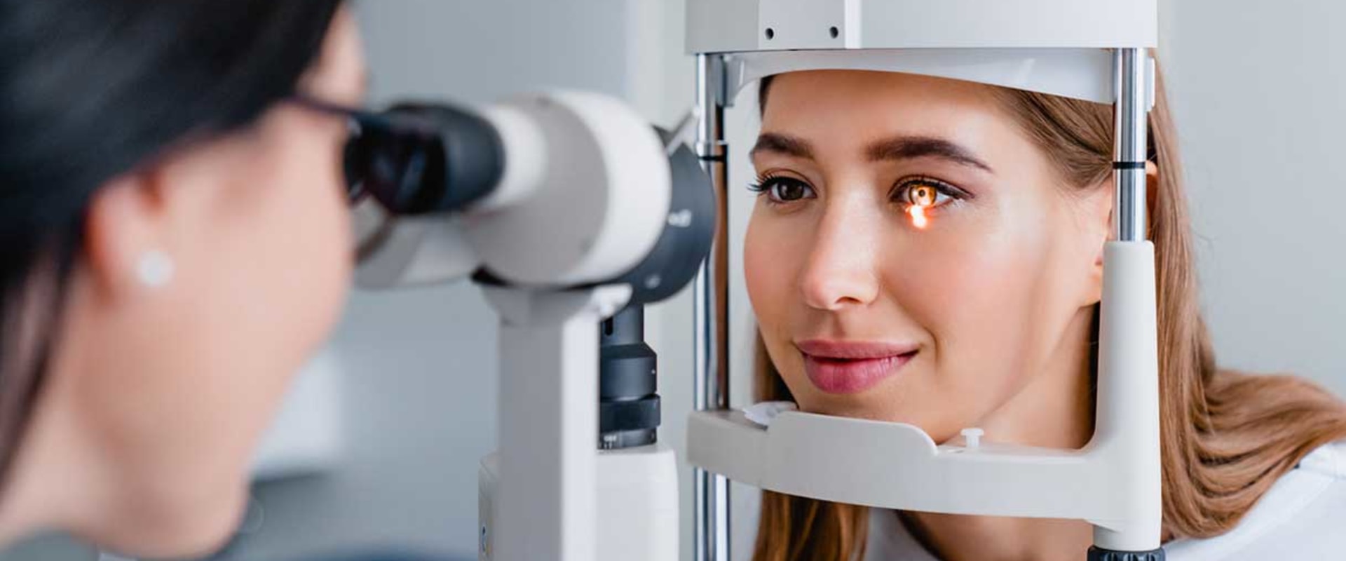 What Do Eye Doctors Do During an Eye Exam?