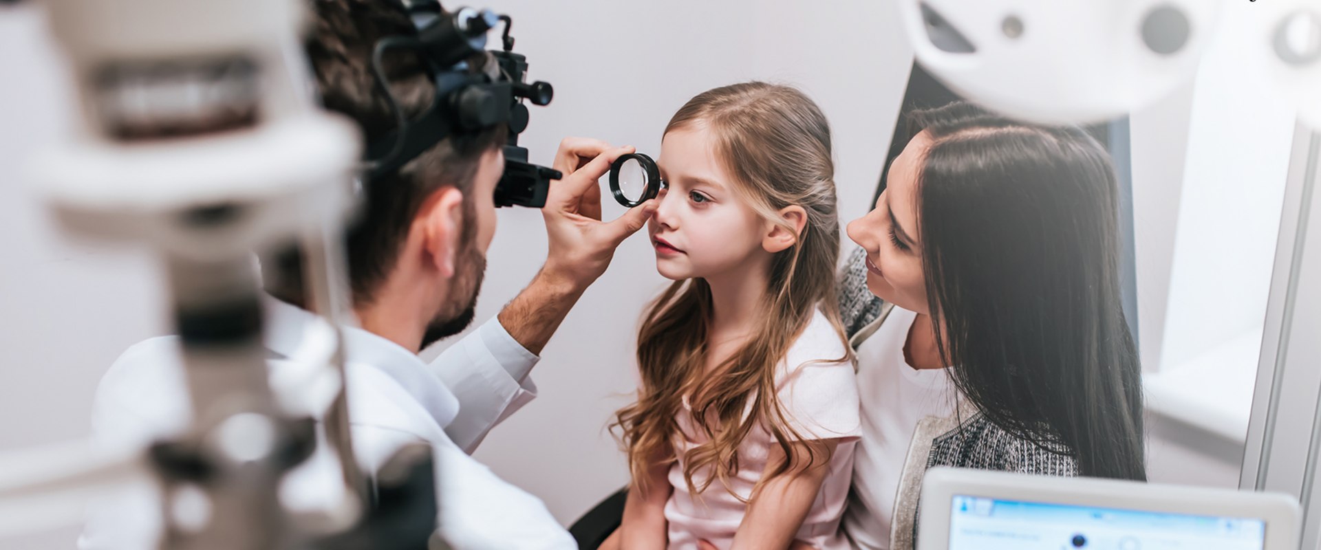 How to Prepare for an Eye Exam: A Comprehensive Guide